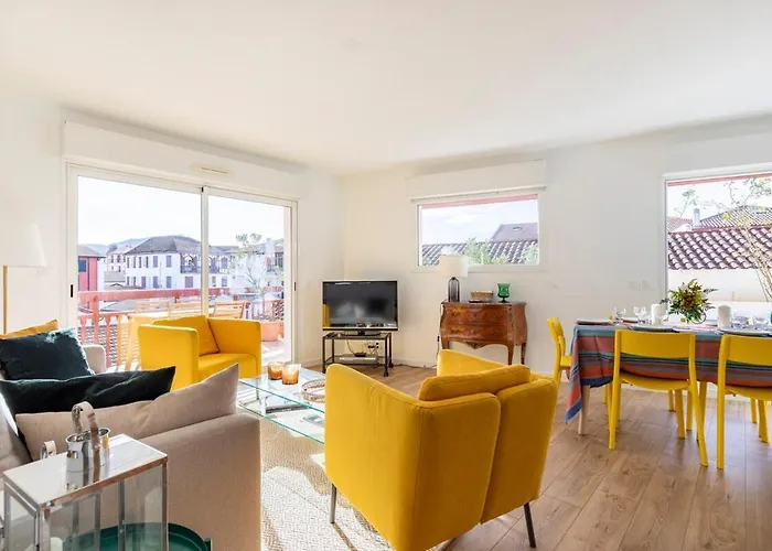 Balkoia Superbe De 75 M2 Entièrement Rénové