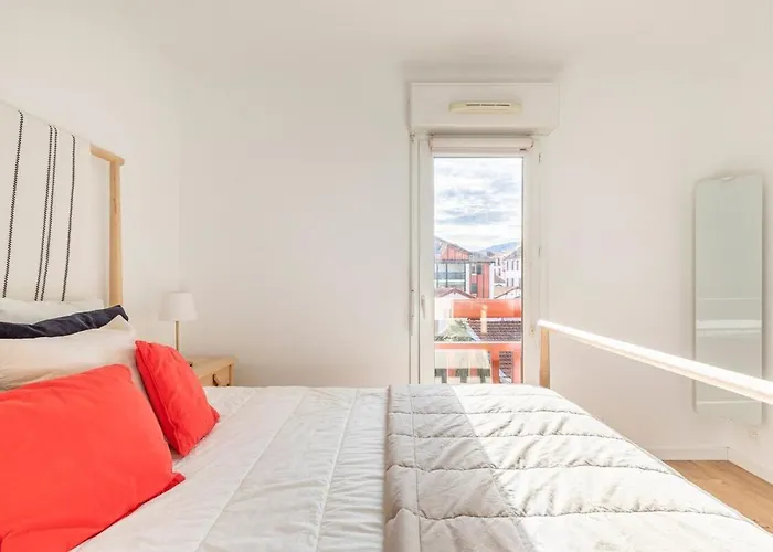 Appartement Balkoia Superbe De 75 M2 Entièrement Rénové *