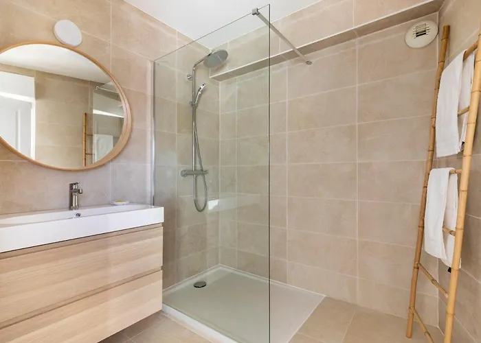 Balkoia Superbe De 75 M2 Entièrement Rénové *